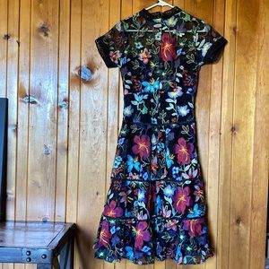 Anthro Vone 2 Janine Floral Embroidered Dress